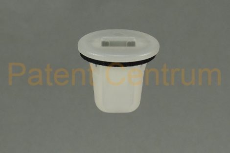 25-017  MERCEDES SPRINTER hátsólámpa rögzítő  patent.  Csap: 7,5*12 mm